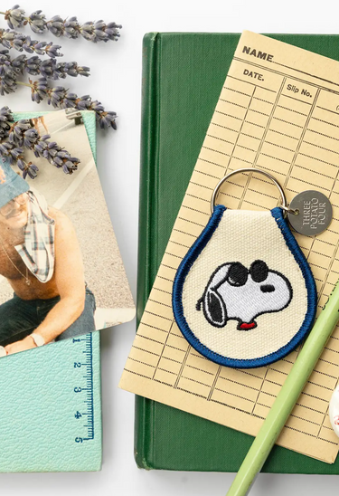 Joe Cool Snoopy Embroidered Keychain - 3P4 X Peanuts®